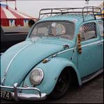 Blue VW Beetle UAS974