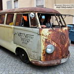 Rusty VW Barndoor